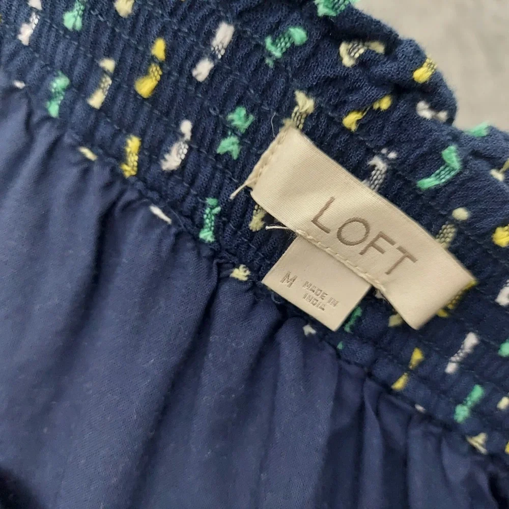 LOFT Ann Taylor Medium Skirt Crepe Tiered Swiss Dot Smocked‎ Relaxed Breathable